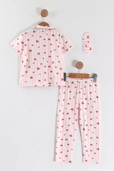 Pembe (4-12 Yaş) Kalp Baskılı Kısa Kol Ön Düğmeli Göz Bandı Detaylı Kız Çocuk Pijama Takım 453261