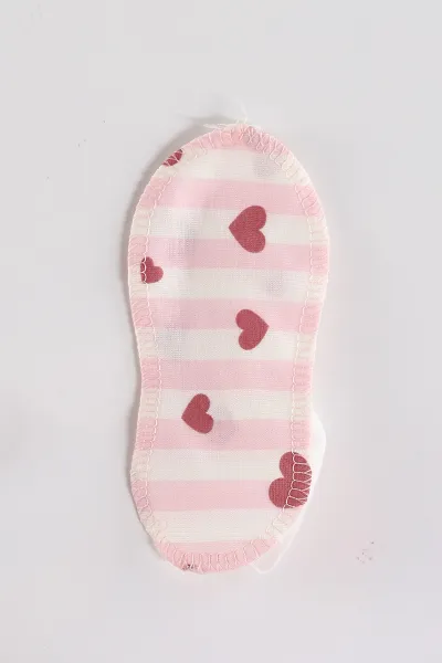 Pembe (4-12 Yaş) Kalp Baskılı Kısa Kol Ön Düğmeli Göz Bandı Detaylı Kız Çocuk Pijama Takım 453261