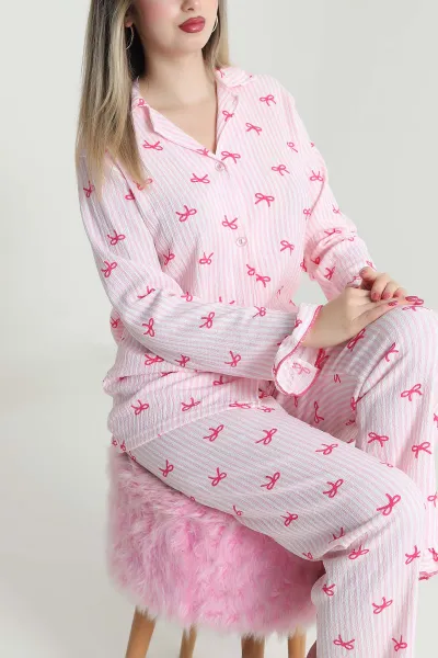 pembe-burumcuk-dugmeli-kadin-pijama-takimi-493647