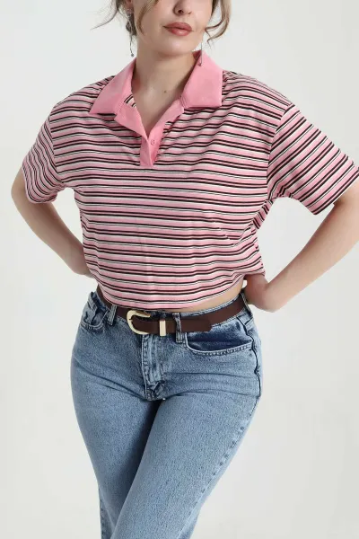 Pembe Çizgili Polo Yaka Kadın Bluz 459424