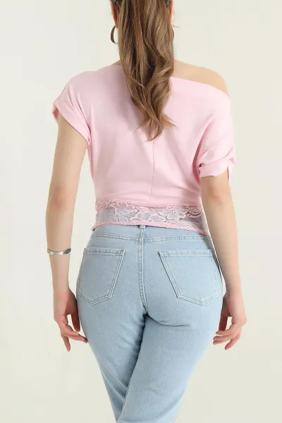 Pembe Dantelli Geniş Yaka Kadın Oysho Bluz 432438