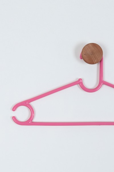 Pembe.6'lı Plastik Elbise Askısı 222680