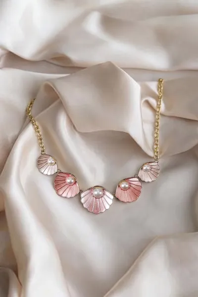 Pembe Gold Deniz Kabuğu Ortası İncili Kalın Zincir Kolye 478039