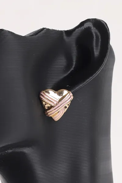 Pembe Kalp Model Gold Detaylı Çivi Küpe 368620