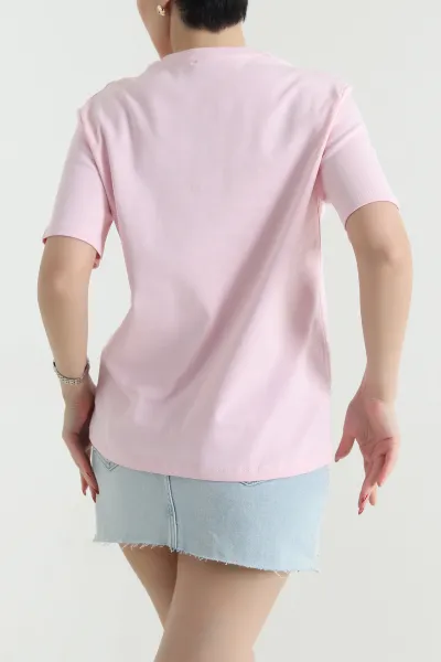 Pembe Nakışlı İnterlok Kadın Tişört 440221