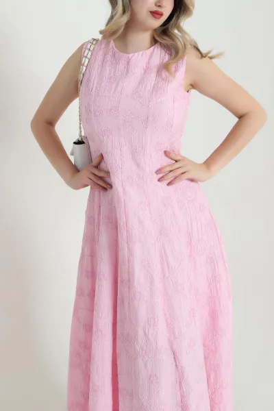 Pembe Süzene Nakışlı Kolsuz Kadın Elbise 466808