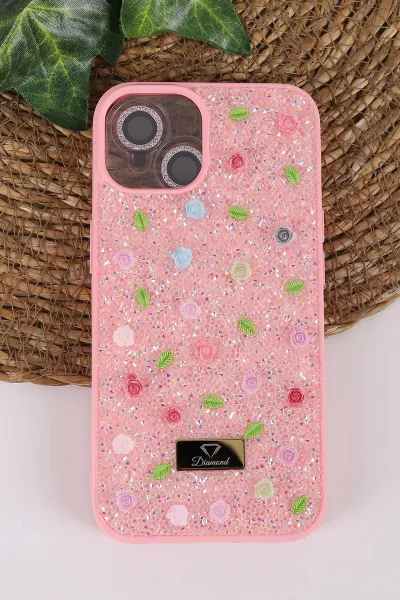 Pembe TeknoCase İPhone 13 Uyumlu Rose Diamond Case Serisi Gül Desenli Lens Hediyeli Sert Silikon Telefon Kılıfı 450125