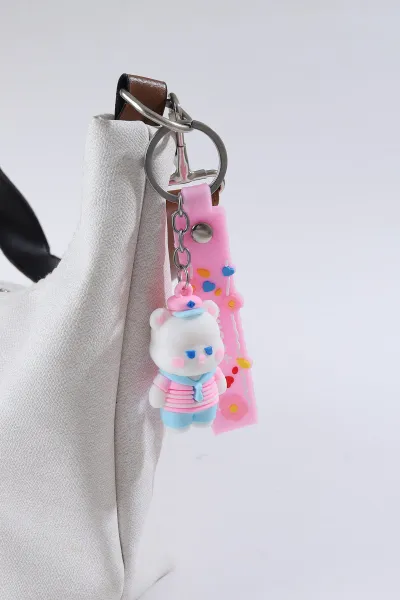 Pembe Üniformalı Ayı 3D Silikon Anahtarlık ve Çanta Süsü 304264
