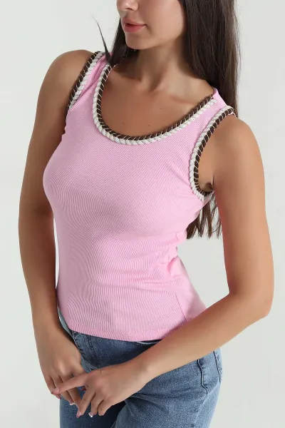 Pembe Yaka ve Kol Nakışlı Kadın Atlet Bluz 471947