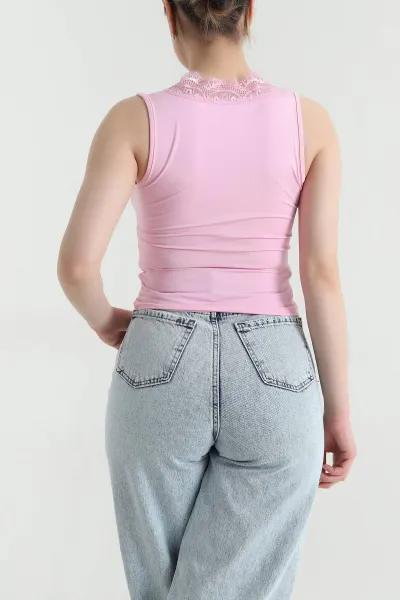 Pembe Yakası Güpürlü Scuba Kadın Bluz 453352