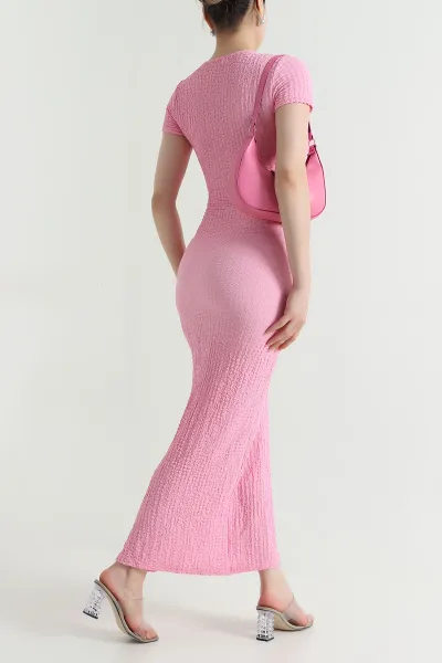 Pembe Yırtmaçlı Gofre Kadın Elbise 470274