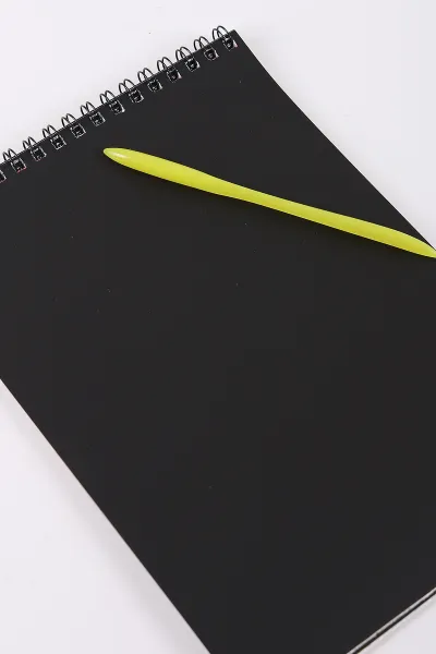 Renkli 21x15 Cm Lino A5 10 Yaprak Gökkuşağı Kazıma Sihirli Defter 442783