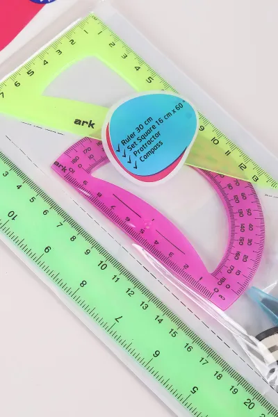 Renkli Ark Pergelli Plastik Esnek Kırılmaz Cetvel Takımı 4 Parça 457043