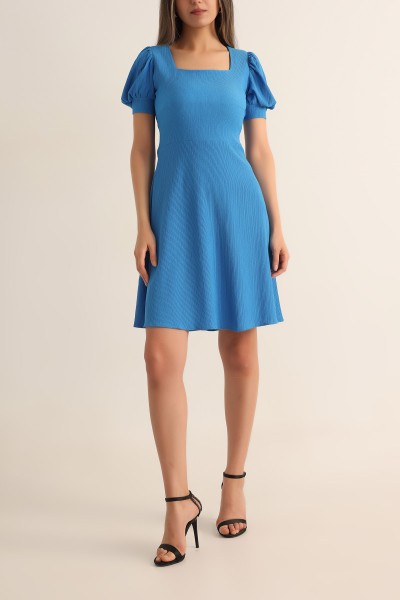 saks-mavisi-kare-yaka-burumcuk-kumas-elbise-186006