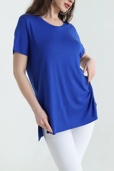 Saks Mavisi Yırtmaçlı Bisiklet Yaka Kadın Tişört 432268