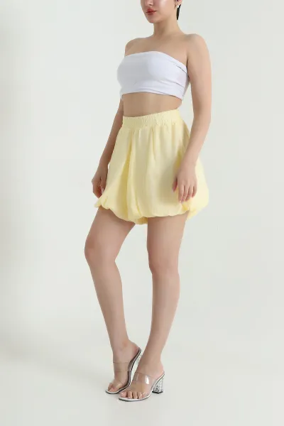 Sarı Beli Lastikli Astarlı Tensel Kadın Şort 465307
