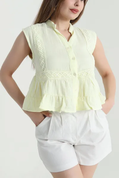 sari-dantel-detay-kolsuz-muslin-kadin-gomlek-471424