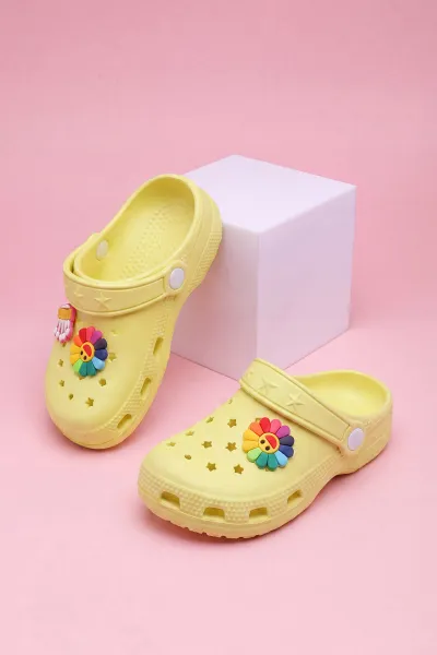 Sarı Figürlü Kız Çocuk Sandalet 462483