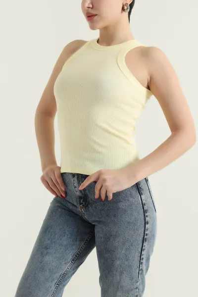 sari-fitilli-likrali-kadin-atlet-432172