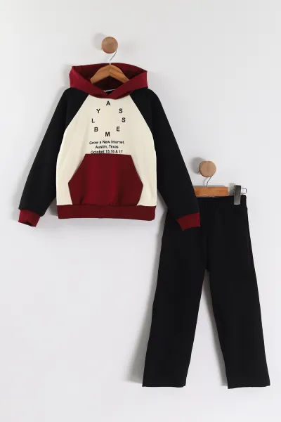 Siyah (3-10 Yaş) Kanguru Cepli  Kapüşonlu ve Garnili Sweatli Gabardin Pantolonlu Erkek Çocuk Takım 443375