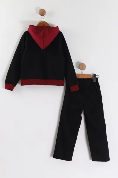 Siyah (3-10 Yaş) Kanguru Cepli  Kapüşonlu ve Garnili Sweatli Gabardin Pantolonlu Erkek Çocuk Takım 443375