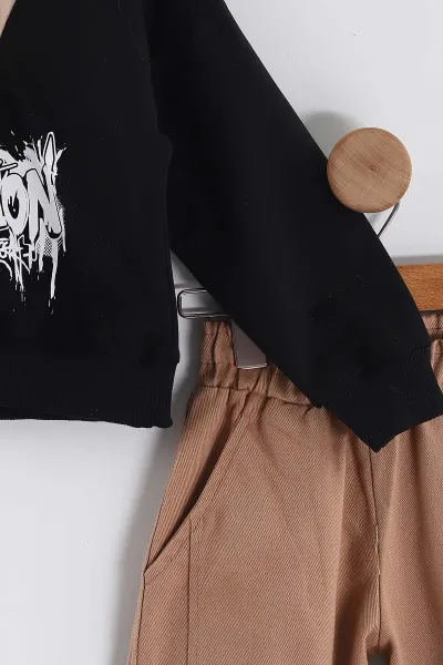 Siyah (3-10 Yaş)Baskılı Yakası Fermuarlı Sweatli Gabardin Pantolonlu Erkek Çocuk Takım 443379