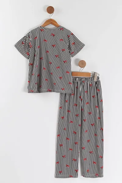 Siyah (4-16 Yaş) Fiyonk Desenli Kız Çocuk Pijama Takım 466328