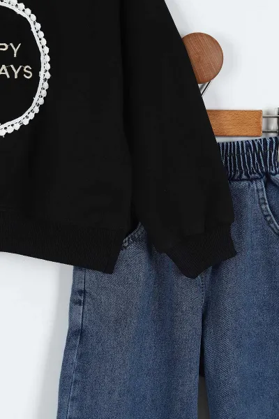 Siyah (5-10 Yaş)Happy Holidays  Nakışlı Sweatli Bol Paça Kot Pantolonlu Kız Çocuk 2'li Takım 416187