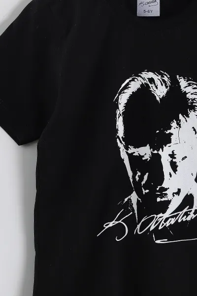 Siyah (5-9 Yaş) Atatürk  Baskılı Süprem Unisex Çocuk Tişört 442941