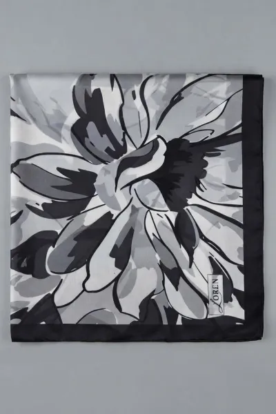 Siyah 90x90 Cm Dijital Baskılı Magnolia Desen Soft Eşarp 498588