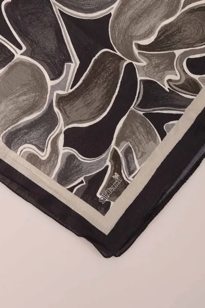 Siyah 98X98 Cm Desenli Dijital Kraş Eşarp 444476