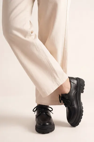 Siyah Bağcıklı Kadın Loafer Ayakkabı 433531