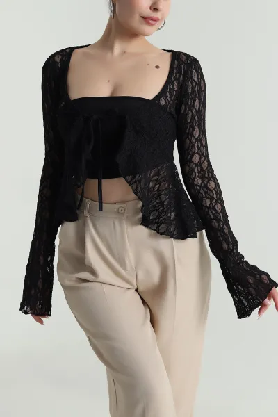 siyah-baglamali-dantelli-kadin-bluz-488628