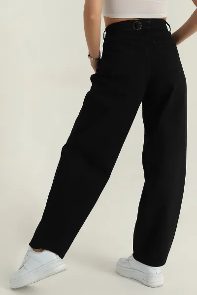 Siyah Bel Tokalı Baggy Kadın Kot Pantolon 409633