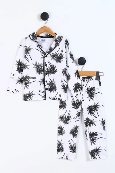 siyah-beyaz-3-8-yaspalmiye-baskili-on-dugmeli-erkek-cocuk-pijama-takim-337870