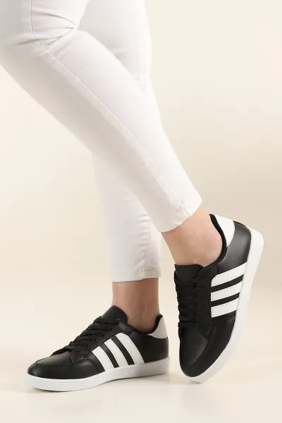 siyah-beyaz-cizgili-spor-ayakkabi-251919