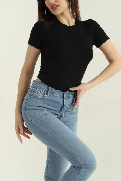 Siyah Bisiklet Yaka Çilek Kumaş Bluz 350530