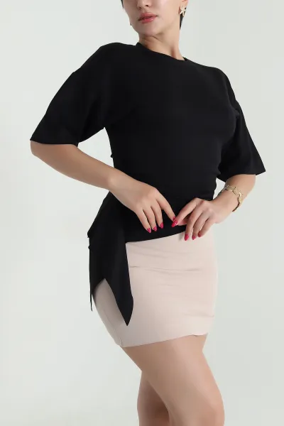 siyah-bisiklet-yaka-oysho-kadin-tisort-474012