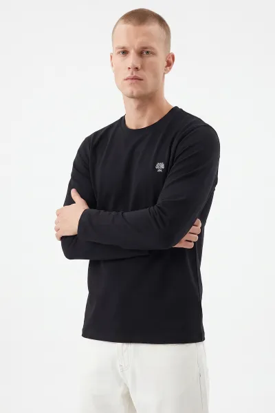 Siyah Bisiklet Yaka Sırt Nakış Detaylı Erkek Sweatshirt 491991