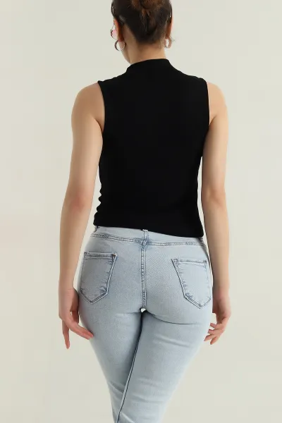 Siyah Buzi Yarım Boğazlı Sıfır Kol Kadın Badi 416226