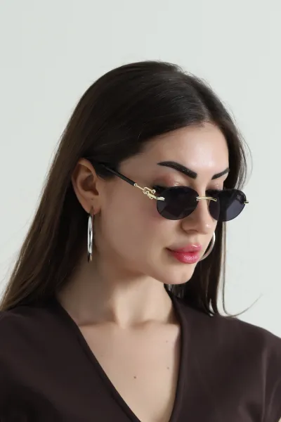 Siyah Çerçevesiz Uv 400 Korumalı Oval Camlı Kadın Güneş Gözlüğü (Kutulu) 454185