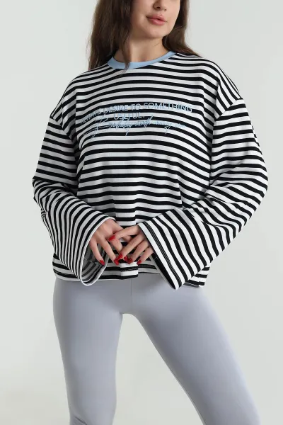Siyah Çizgili Baskılı Kadın Sweatshirt 494409