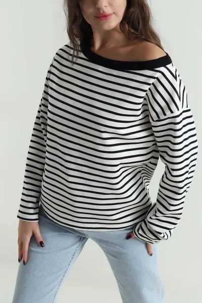 Siyah Çizgili Kayık Yaka Modal Kadın Bluz 498861