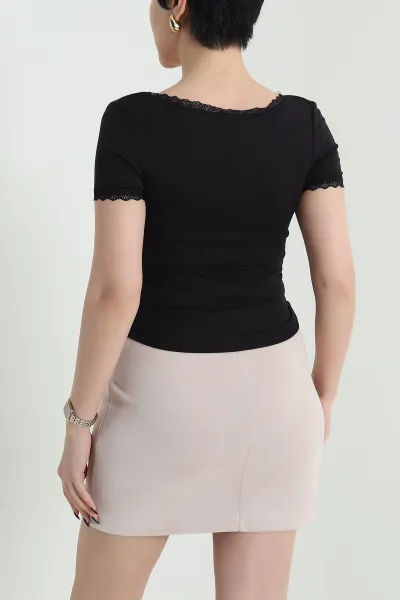 Siyah Dantelli Kare Yaka Viskon Kadın Bluz 454134