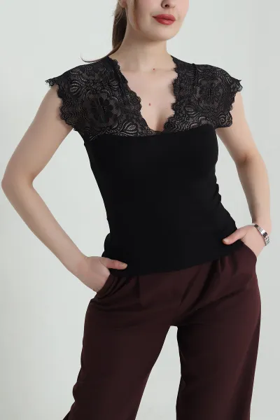 Siyah Dantelli Lİkralı Buzzy Kadın Bluz 458988