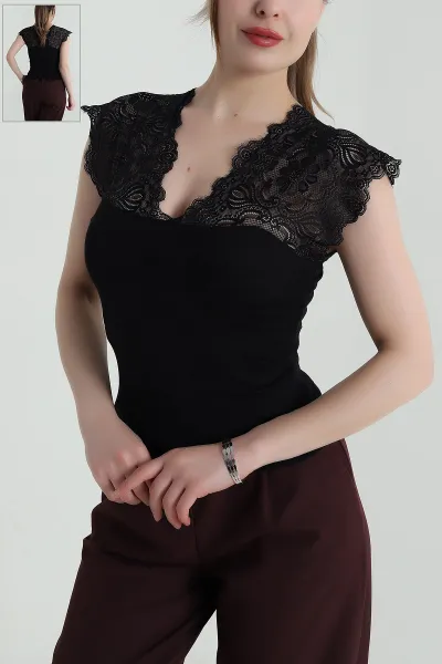 Siyah Dantelli Lİkralı Buzzy Kadın Bluz 458988