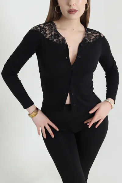 siyah-dantelli-tasarim-dugmeli-buzi-kadin-bluz-447570