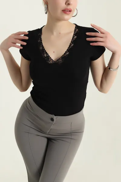 Siyah Dantelli Tasarım Viskon Kadın Bluz 436130