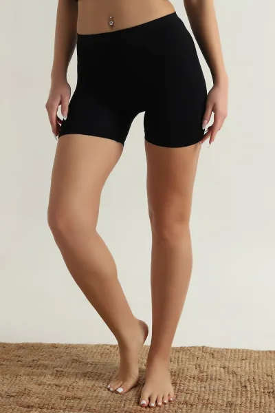 Siyah Dikişsiz Likralı Kadın Boxer 404191