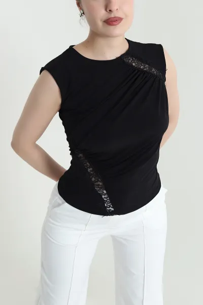 siyah-drapeli-dantelli-sandy-kadin-bluz-452999